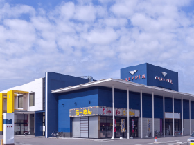 グリフィン穂積店